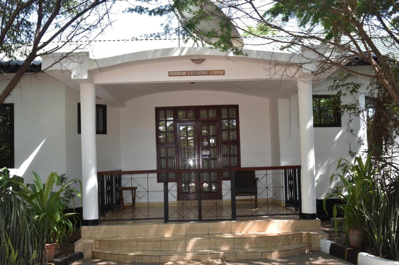 Rainbow Executive Lodge Boma la Ngombe المظهر الخارجي الصورة