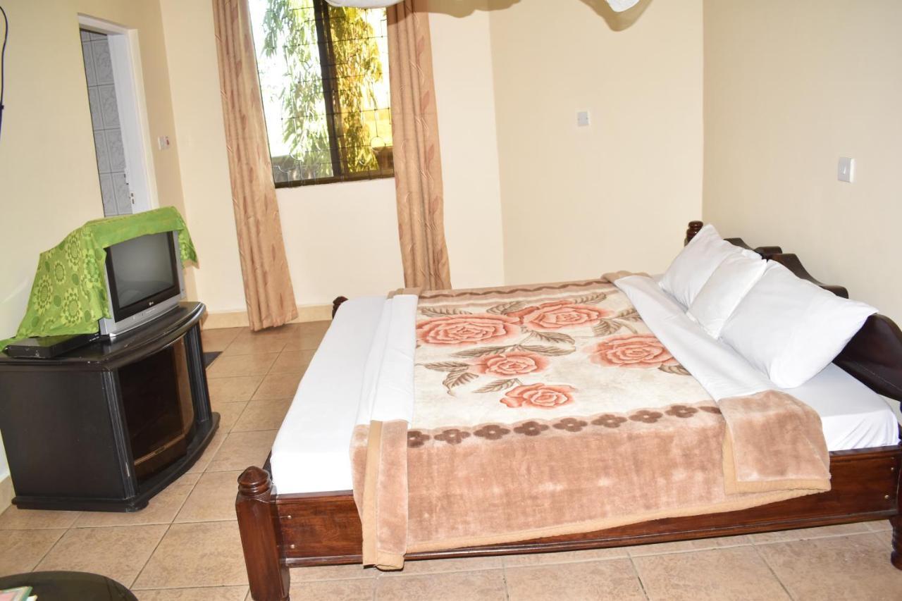 Rainbow Executive Lodge Boma la Ngombe المظهر الخارجي الصورة