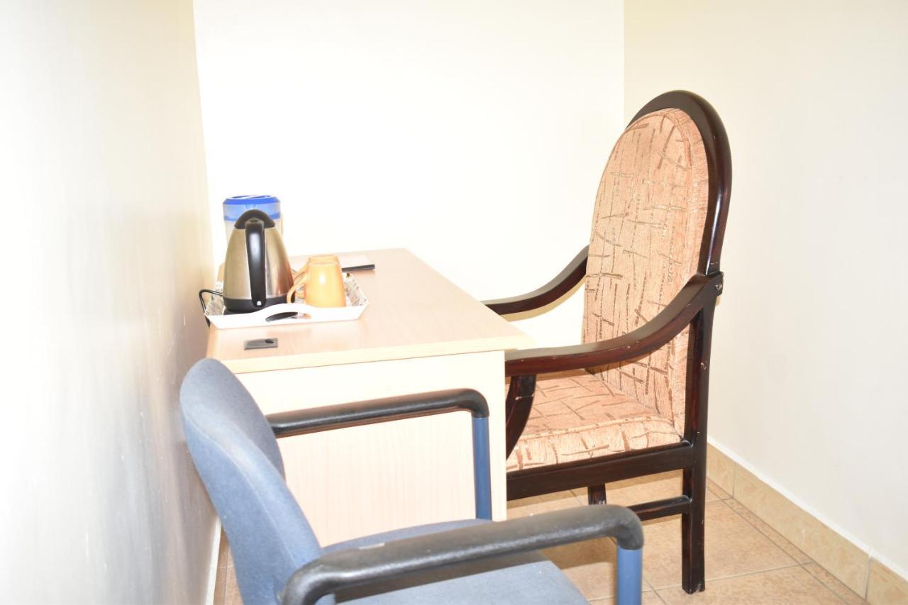 Rainbow Executive Lodge Boma la Ngombe المظهر الخارجي الصورة