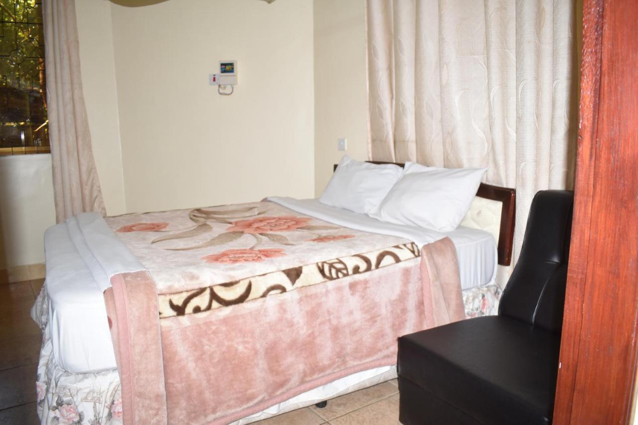Rainbow Executive Lodge Boma la Ngombe المظهر الخارجي الصورة