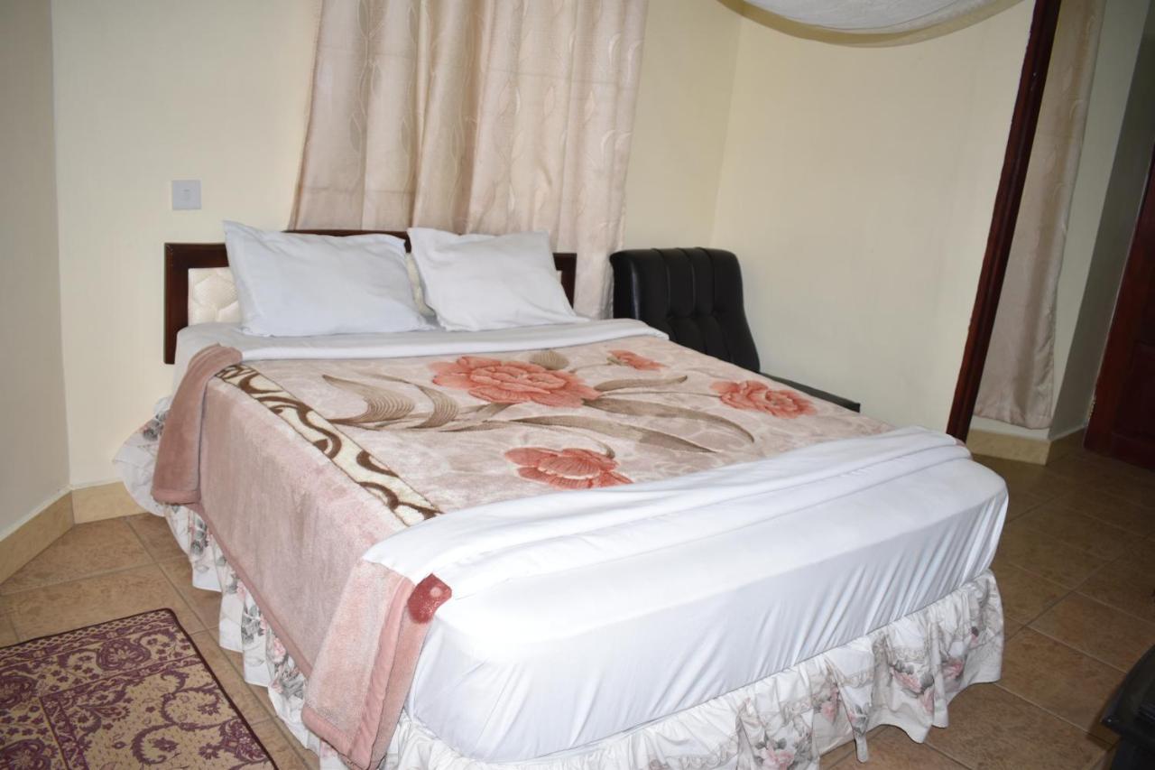 Rainbow Executive Lodge Boma la Ngombe المظهر الخارجي الصورة
