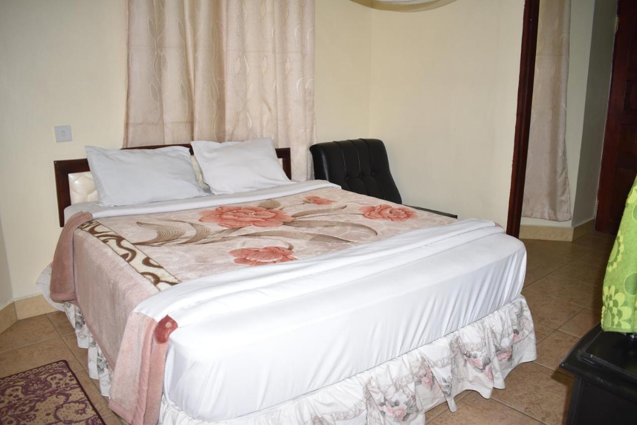 Rainbow Executive Lodge Boma la Ngombe المظهر الخارجي الصورة