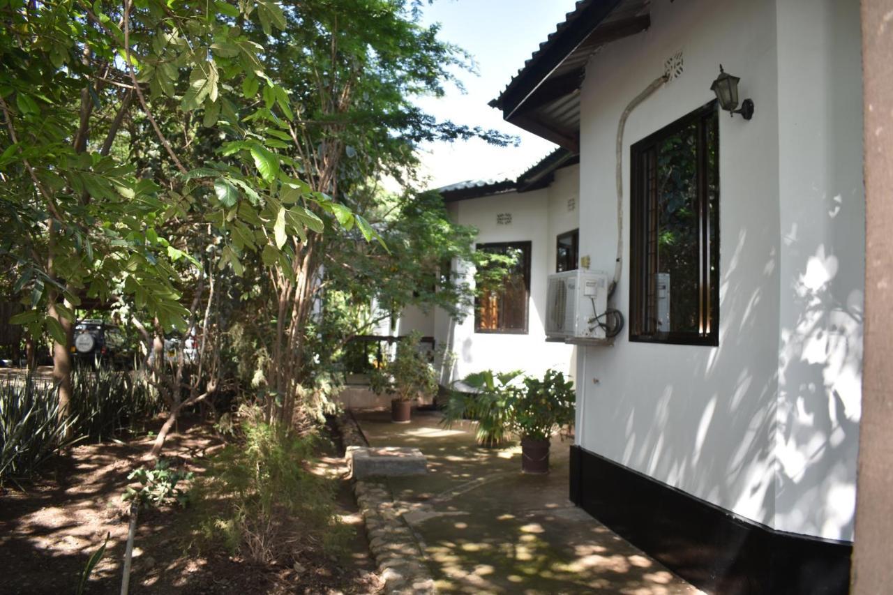 Rainbow Executive Lodge Boma la Ngombe المظهر الخارجي الصورة